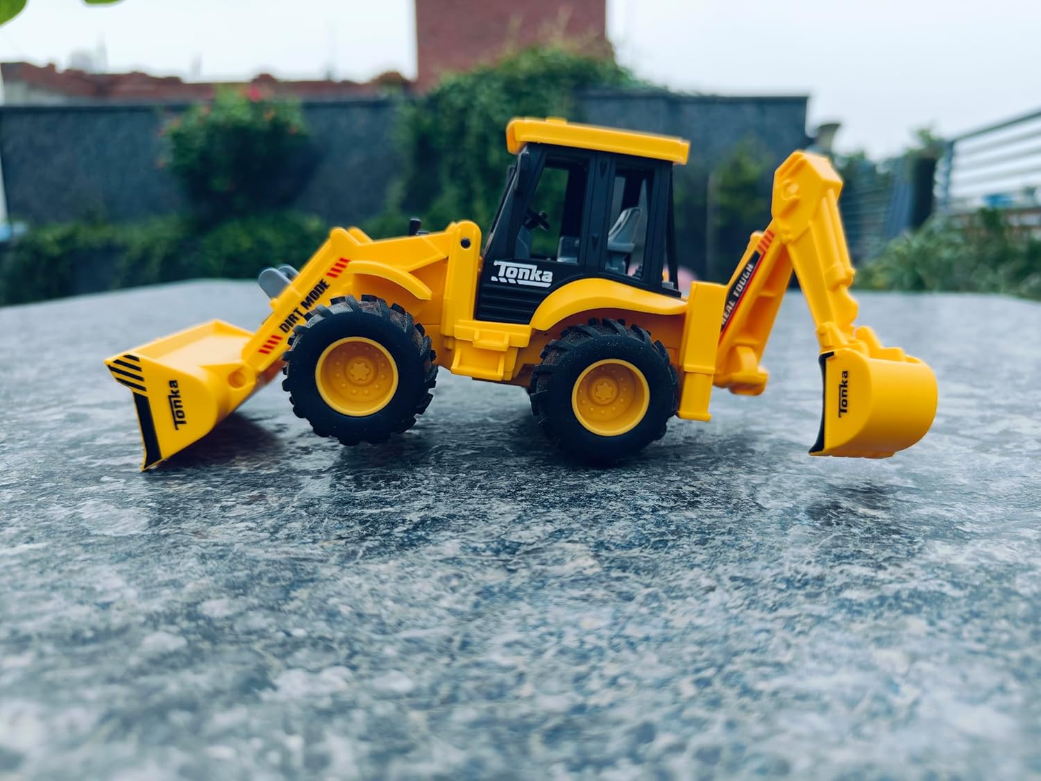 Amisha Gift Gallery Plastic Construction Realistic Engineer Vehicle Pushdozer Excavator Bulldozer Construction Toys Truck Machine for Kids Moveable Parts Construction Toys Truck for Kids